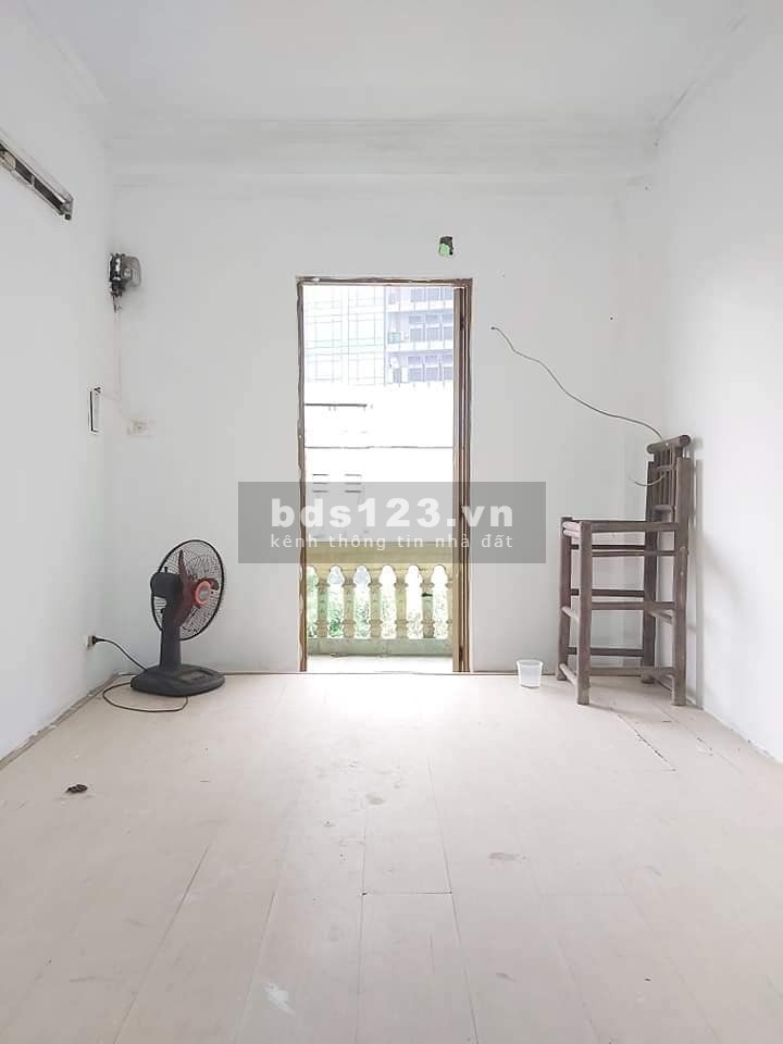 Bán siêu phẩm nhà mặt phố Giảng Võ 31m x 5 tầng giá rẻ.