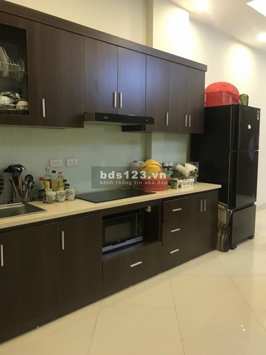 NHÀ ĐẸP NGÕ THÔNG XUNG QUANH TIỆN ÍCH TRẢ THIẾU GÌ