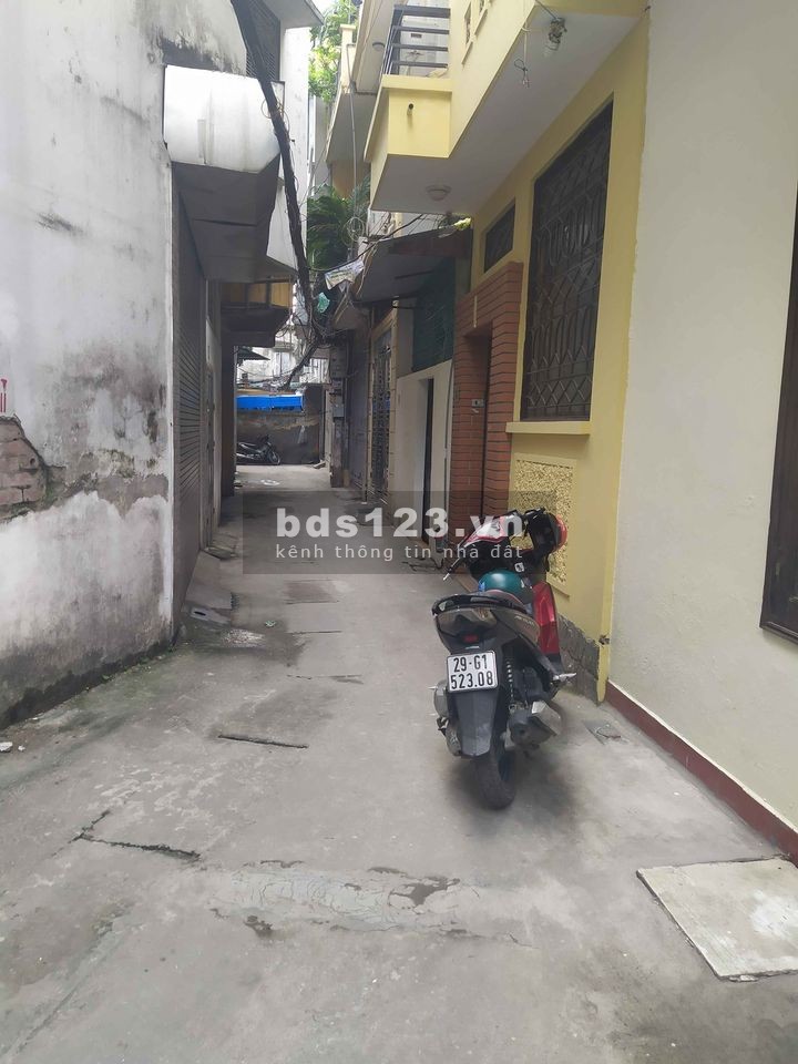 Chỉ hơn 50tr1m Hot cực hot Bán nhàC4 Nguyễn Chính Tân Mai 39m 2tỷ3 nét căng