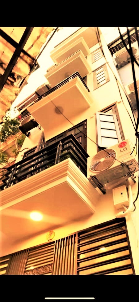 2 tỷ 9 có nhà 5 tầng phố Minh Khai, gần oto, thông Gốc Đề, nội thất đẹp