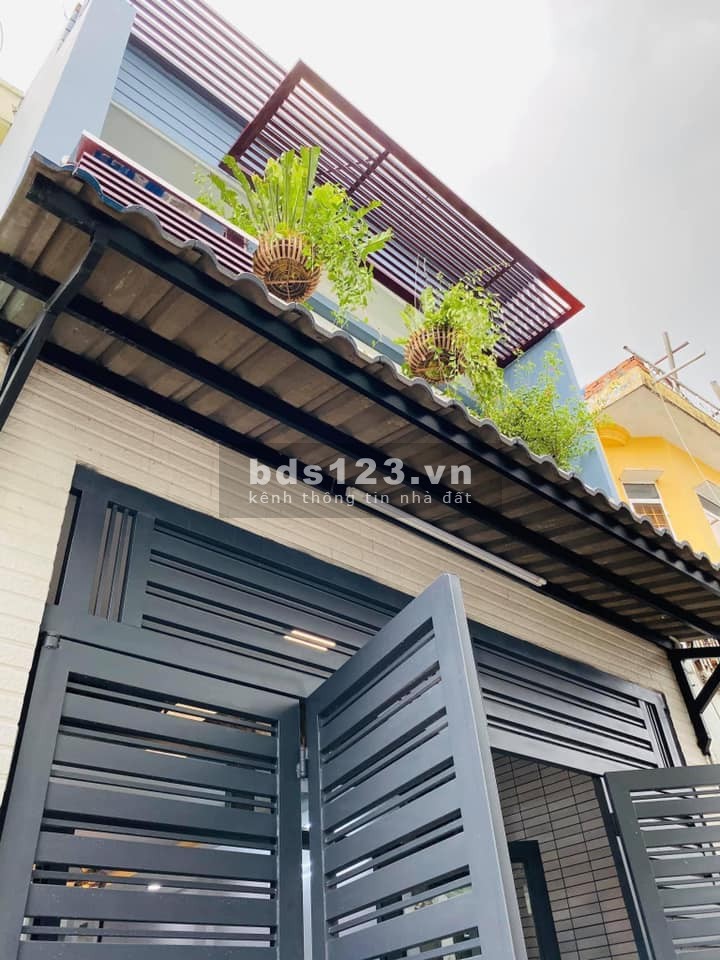 Bán nhà riêng Quận 10 Tô Hiến Thành dt 31m2 2 tầng BTCT chỉ 4.8 tỷ