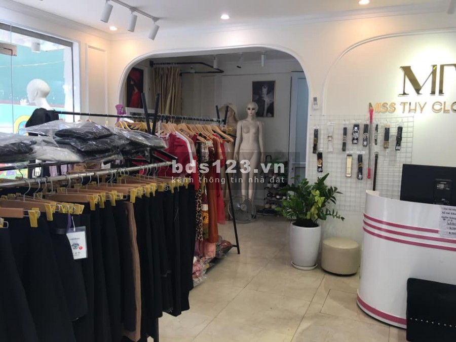 Bán nhà mặt phố Thanh Xuân, lô góc MT 5.4m chỉ 8.6 tỷ.