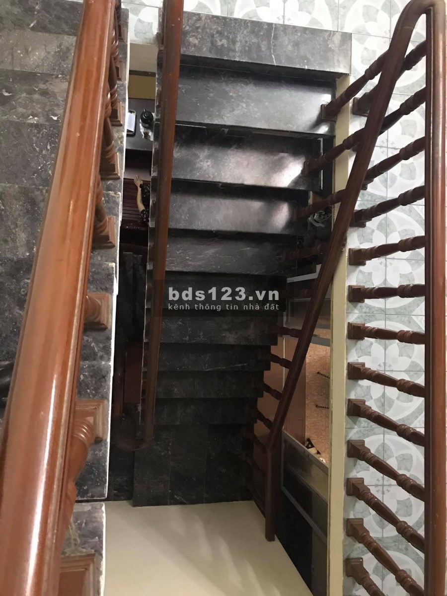 Bán nhà mặt phố phường Quang Trung, TP HD 92.3m2, mt 7.57m, 3 tầng, giá cực tốt