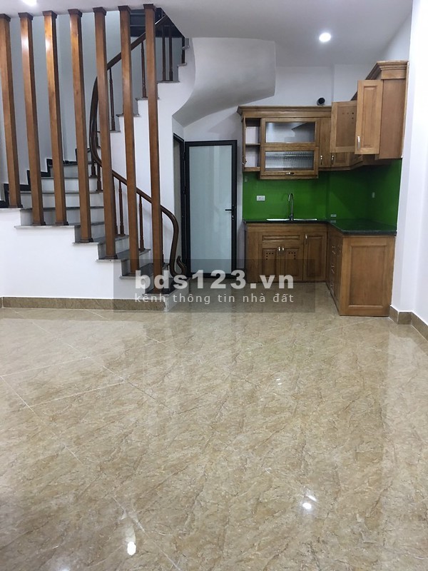 Chính chủ bán nhà phố Xuân La, Tây Hồ DT 35m2, giá 3,85 tỷ