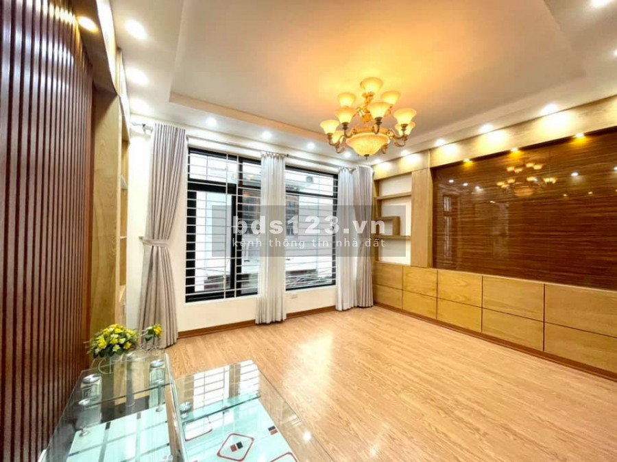 Bán Nhà Phố Quang Trung, 5T, MT4.1m, Ô Tô đỗ cửa, giá 2 tỷ 05 Lh 0936552879