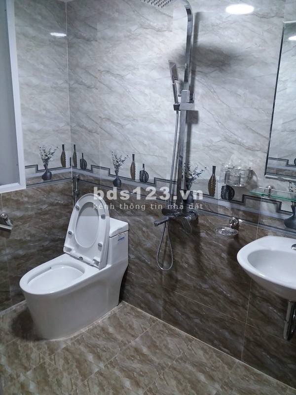 Chính chủ bán nhà phố Xuân La, Tây Hồ DT 35m2, giá 3,85 tỷ