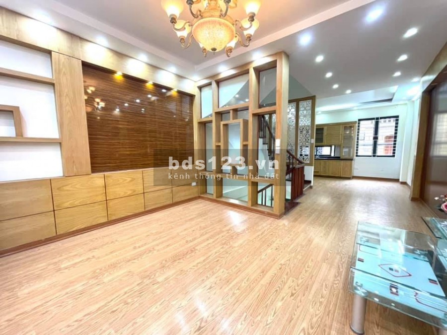 Bán Nhà Phố Quang Trung, 5T, MT4.1m, Ô Tô đỗ cửa, giá 2 tỷ 05 Lh 0936552879