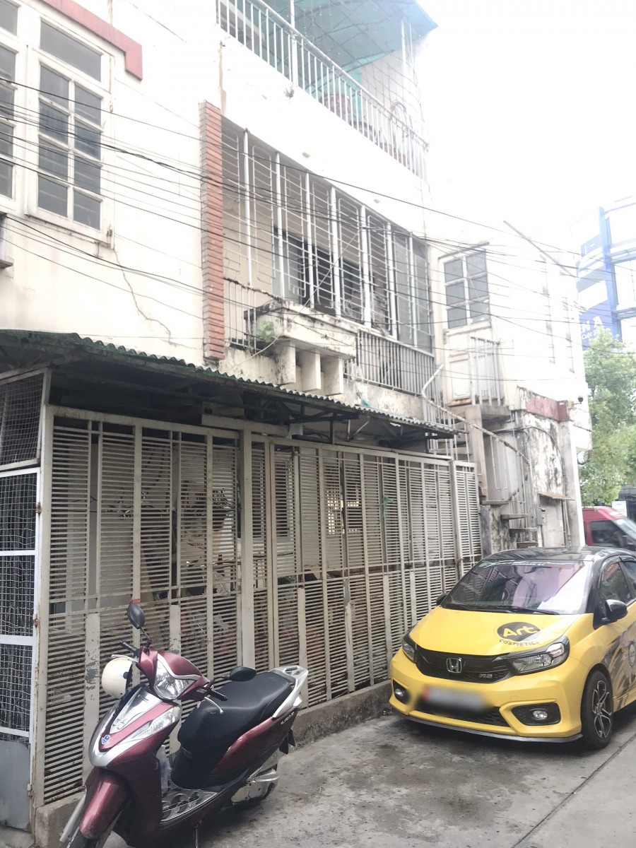 Cho thuê tầng 1,2 căn góc nhà mặt tiền Nguyễn Văn Trỗi P8 Quận Phú Nhuận