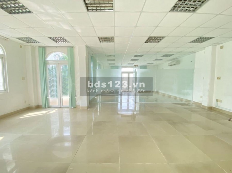 Cho thuê nhà nguyên căn làm VP mặt tiền Trần Não 600m2 hầm 5 sàn trống suốt