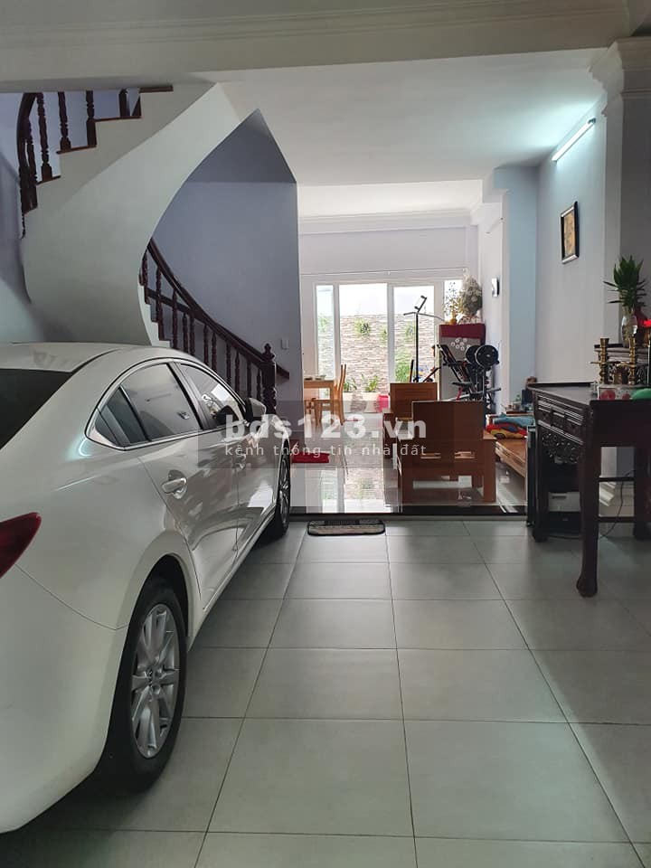 Bán nhà Phố Lê Quang Định Diện Tích: 86m2. LH : 0932155399.