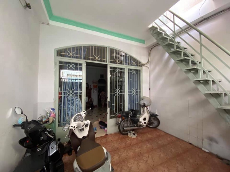 Bán Nhà Phú Nhuận 80m2 3 tầng 4x20m Giá 12 tỷ