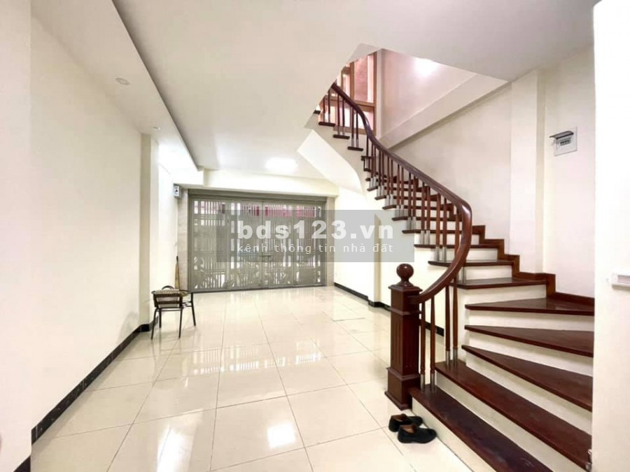 Bán Nhà Phố Quang Trung, 5T, MT4.1m, Ô Tô đỗ cửa, giá 2 tỷ 05 Lh 0936552879