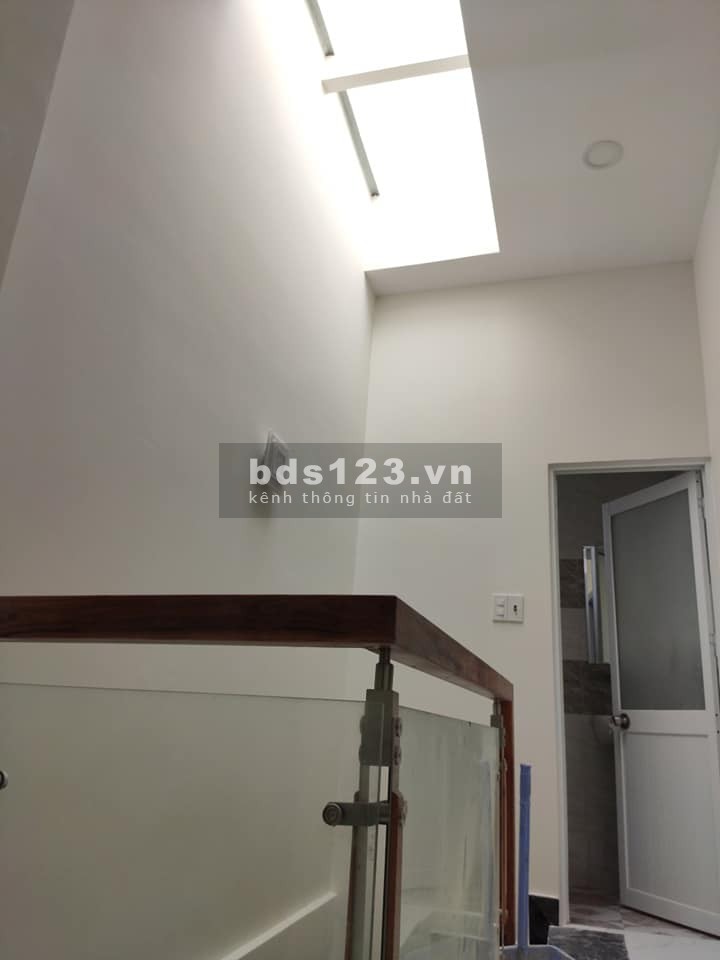 Nhà ở Phan Đinh Phùng, dt 35m2, 2PN, giá tốt 3,6 tỷ