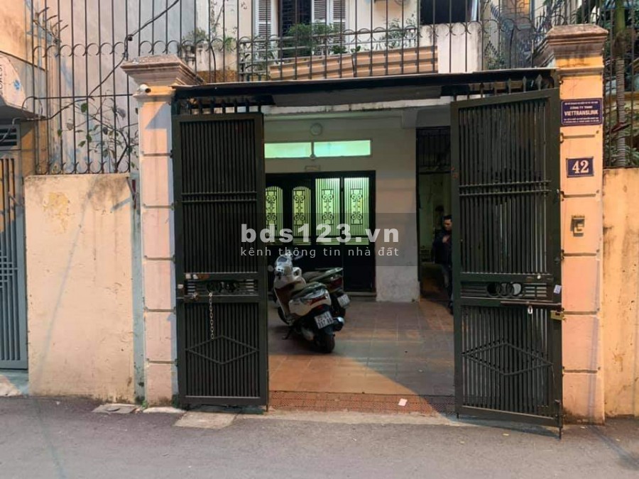 Bán nhà gần mặt đường Nguyễn Trãi 102m2 4 tầng Mặt tiền 6m 10,8 tỷ