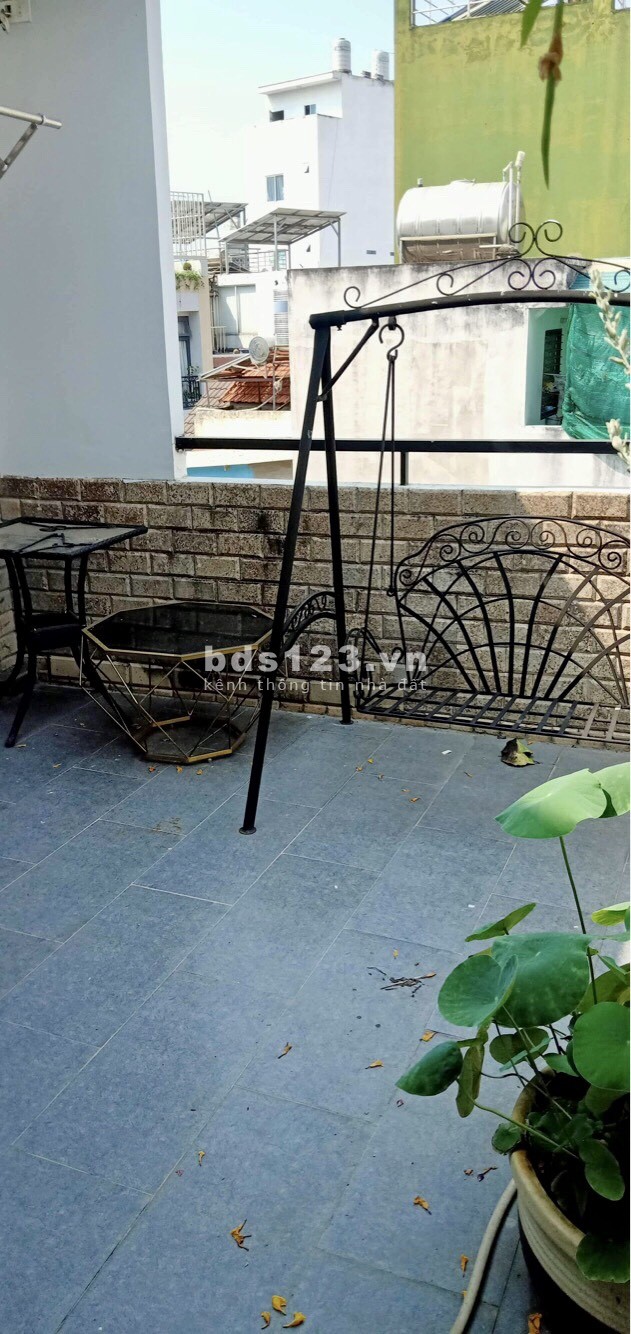 Bán Nhà Đường 3/2 Q.10, BTCT 5 Tầng 33m2 Tặng Full Nội Thất, Giá Rẻ