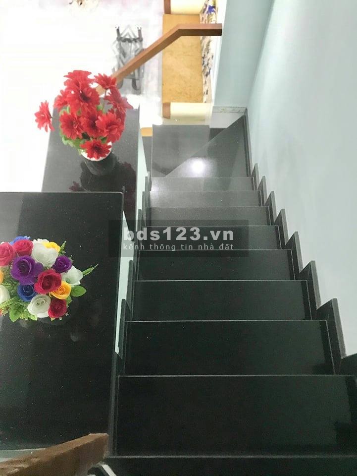 Chủ ngộp ngân hàng ra đi nhà Phú Thọ Hòa quận Tân Phú quá rẻ cho diện tích 50m2.