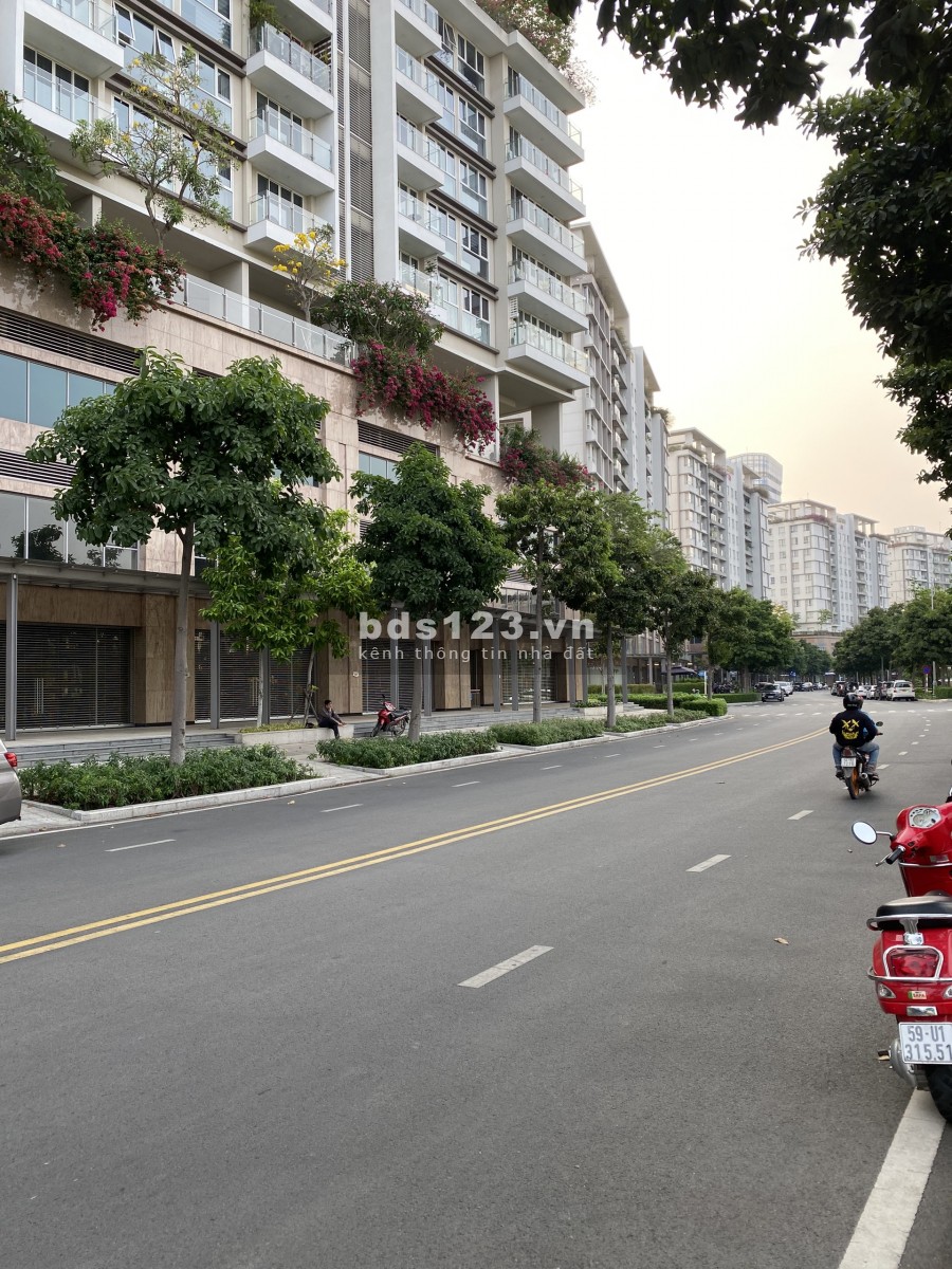 Cho thuê căn GÓC shophouse SARICA SALA bàn giao thô, hỗ trợ thời gian hoàn thiện 80tr/th 0909246874