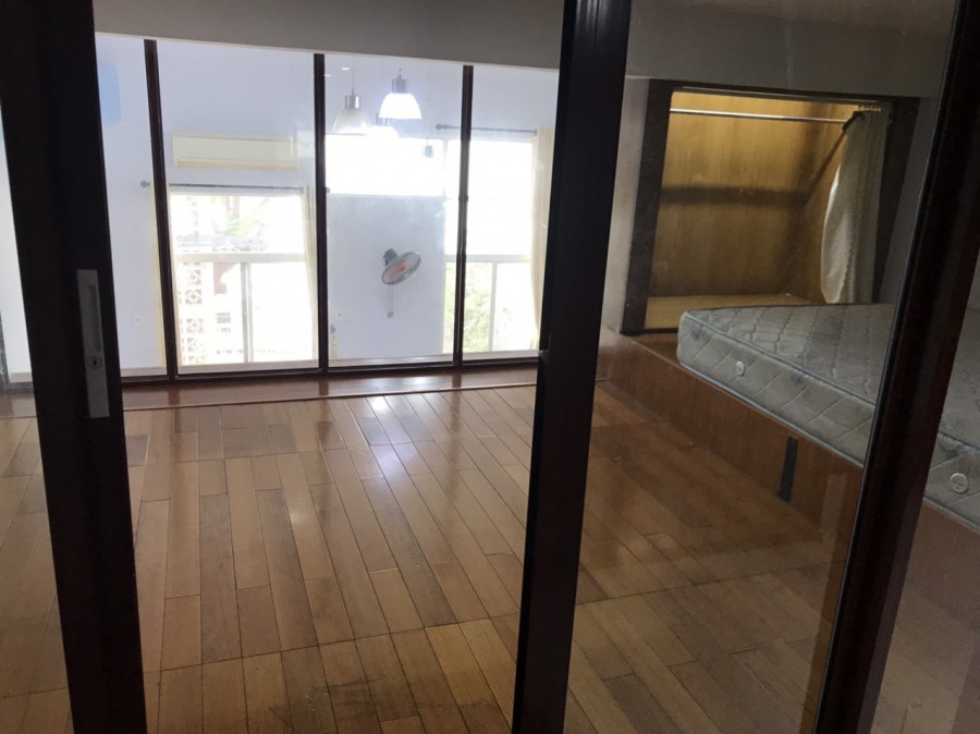 Tôi cần bán căn hộ Hưng vượng 1 DT 84m2 Nguyễn Văn Linh