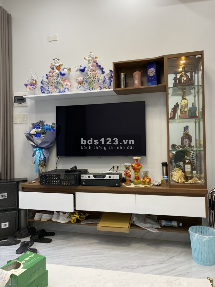 Bán nhà 3 hẻm xe hơi 52/19 Yersin, tp. Nha Trang