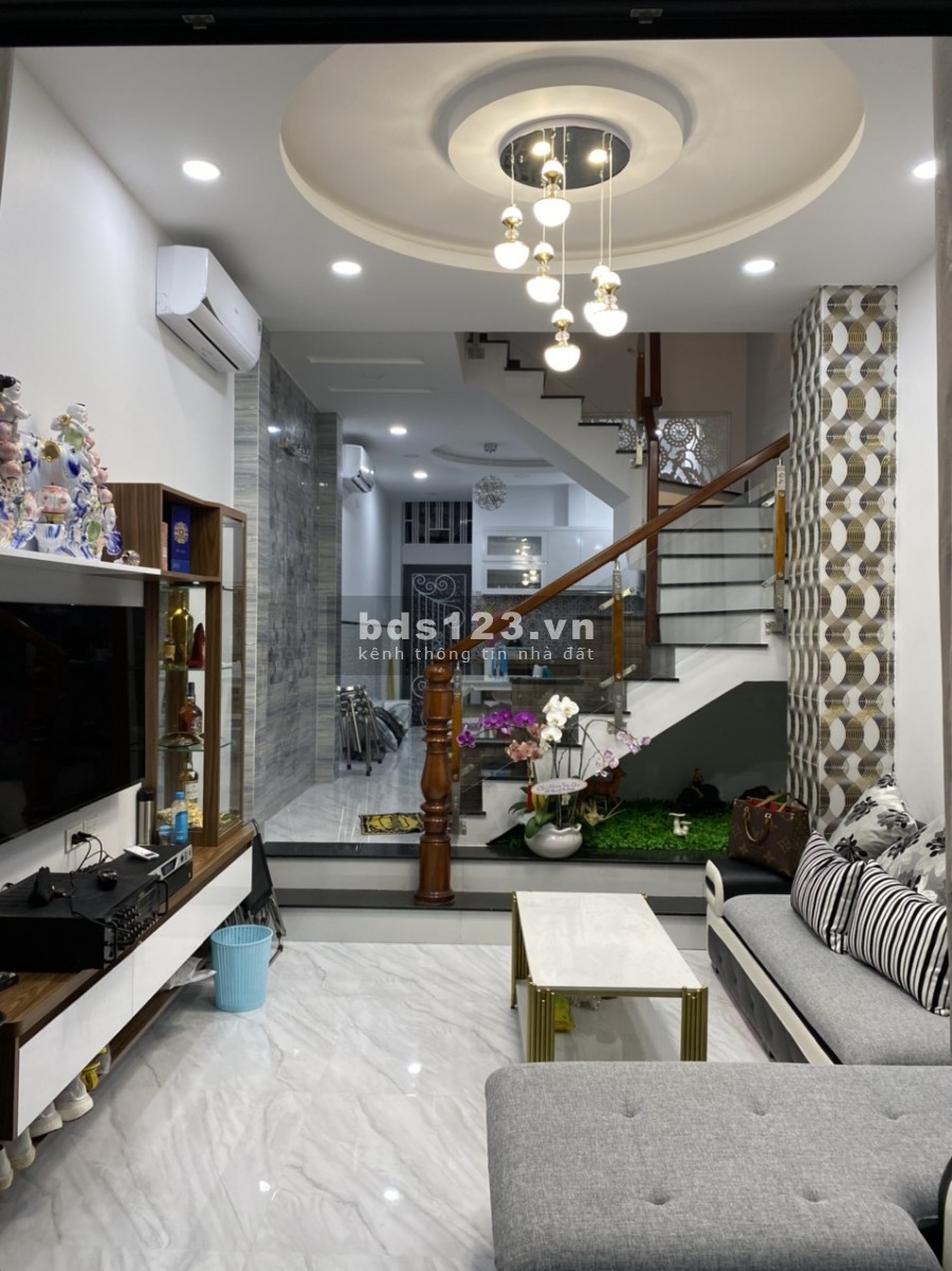 Bán nhà 3 hẻm xe hơi 52/19 Yersin, tp. Nha Trang