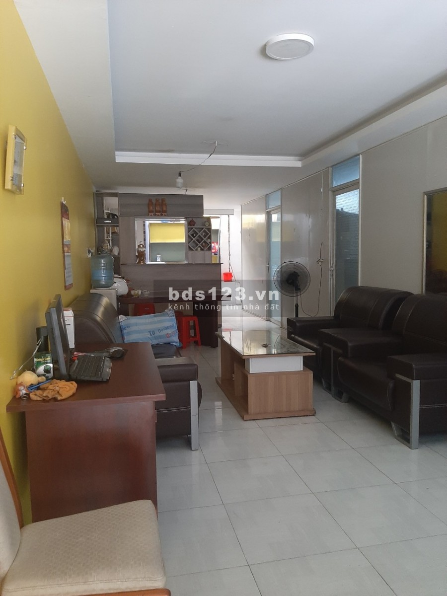Bán nhà mặt tiền 152 Lê Hồng Phong ngang gần 7m, p. Phước Hải, tp. Nha Trang.