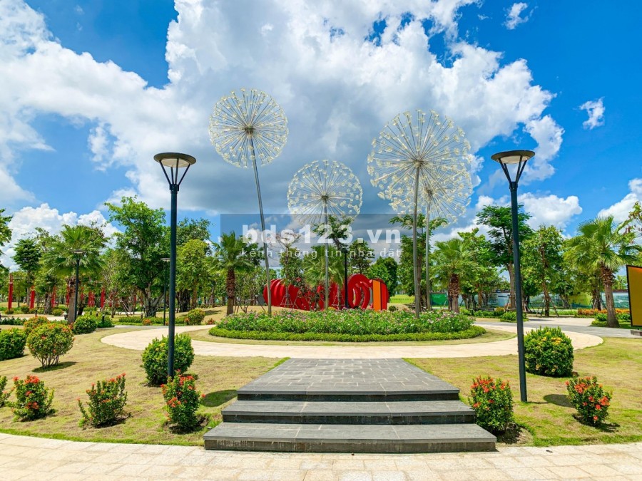 Căn hộ 2PN+2WC The Origami tại Vinhomes Grand Park thanh toán chỉ 15% .Hỗ trợ vay 80% trong 2 năm ân hạn gốc lãi