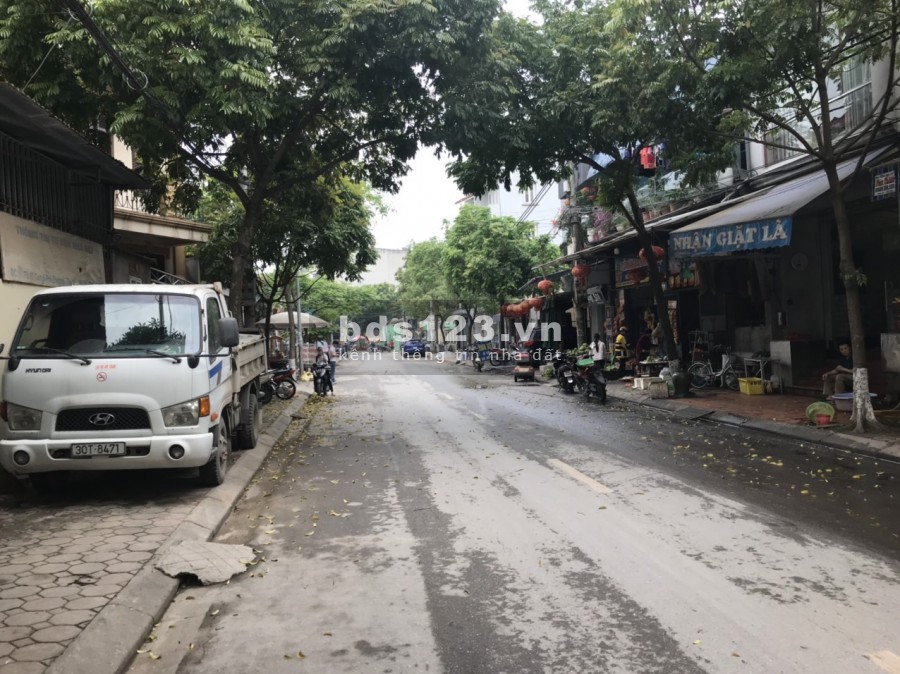 TÂY HỒ, BÁN ĐẤT TẶNG NHÀ, NGÕ 2 Ô TÔ TRÁNH, ĐẦU TƯ ĐỈNH
