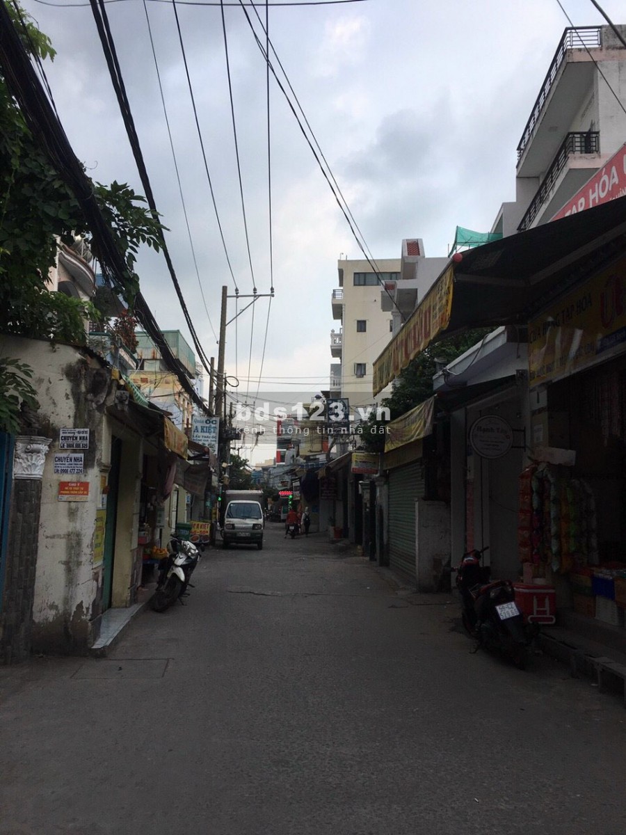 Bán nhà Hẻm xe hơi 458 Huỳnh Tấn Phát,Quận 7 dt 12.5x26m,