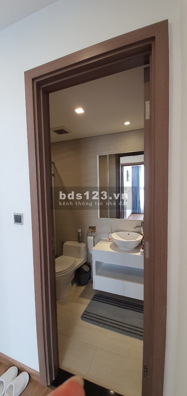 Cho thuê căn hộ CC Vinhomes Green Bay 2Pn 58m2 đầy đủ nội thất. Giá:12Tr/Tháng