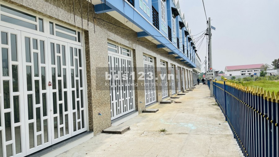 Bán nhà ở chỉ với giá 745 Triệu/ căn tai Thị trấn Đức Hòa, Huyện Đức Hòa, Tỉnh Long An