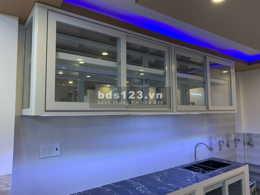 Nhà mới 100%, 1 trệt 1 lửng 1 lầu Mạc Thiên Tích, Ninh Kiều, Cần Thơ