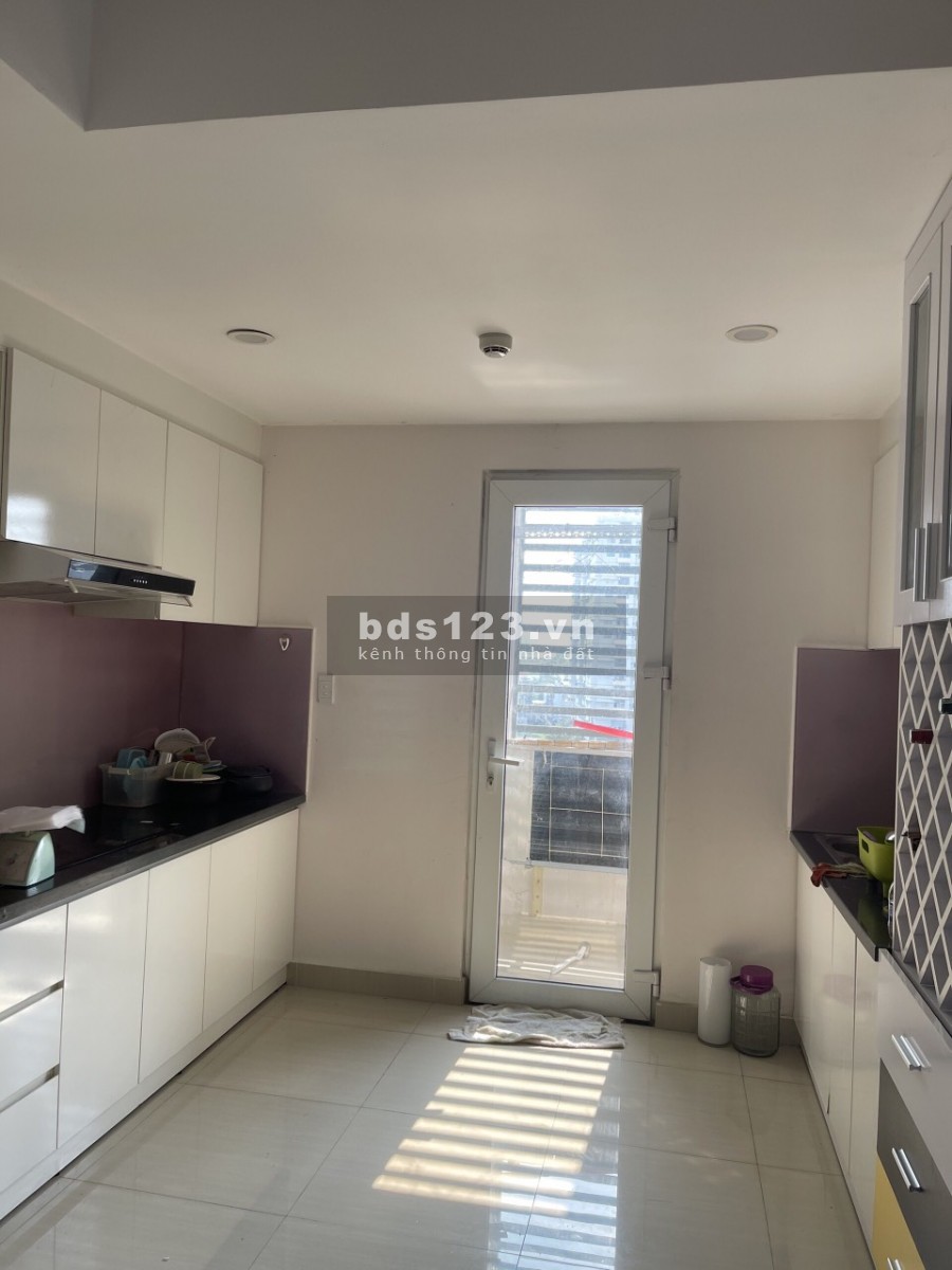 Bán gấp căn hộ A4 chung cư The Avila 2 phòng ngủ phường 16 quận 8