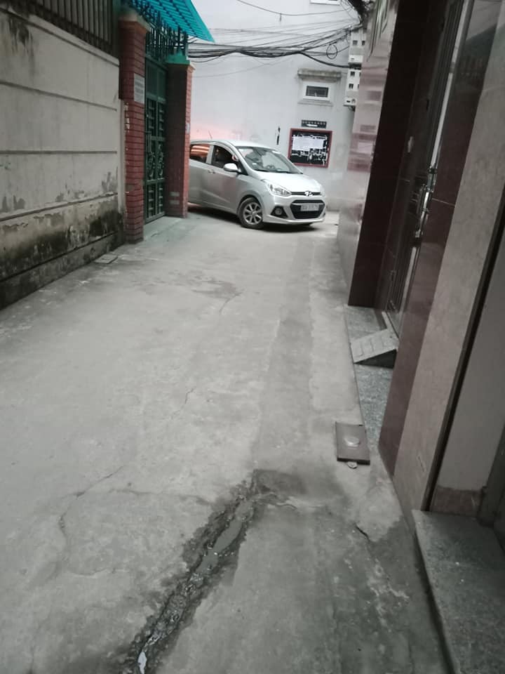 Bán nhà Đẹp Ô Tô đỗ cửa Phố Bùi Xương Trạch 33m 4 tầng giá 3.5 tỷ Thanh Xuân