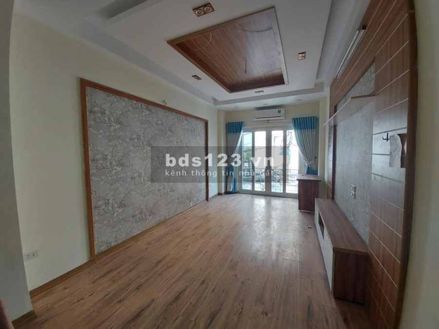Bán nhà riêng Trương Định 5 tầng 35m2, giá 3.75 tỷ kinh doanh nhỏ
