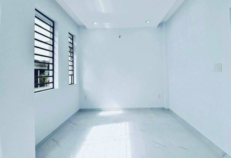 Bán nhà Cự Lộc, ngõ nông, ở luôn 36m*5T, MT 3.8m, 3 tỷ, 0888104444