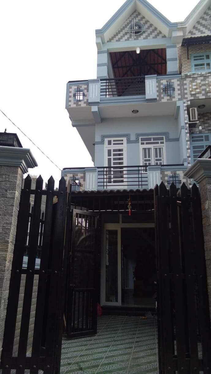Bán gấp nhà 60m2,3 phòng ngủ,Lưu Hữu Phước,phường 15,quận 8,giá chỉ 4,05 tỷ