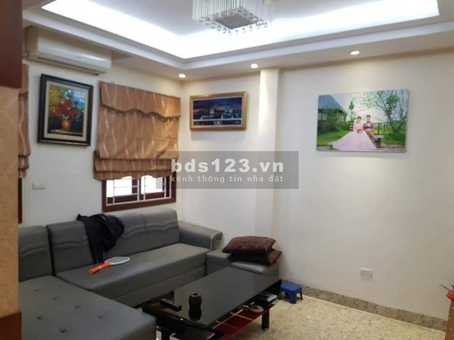 Hiếm có Khó Tìm Phố Minh Khai DT36m2x4T giá 3,3 tỷ