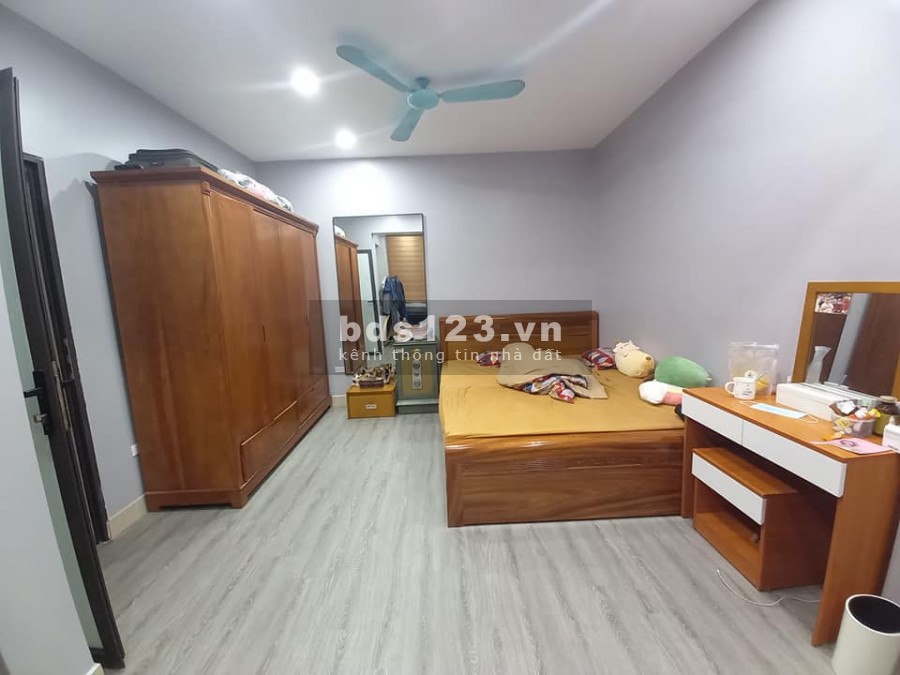 Cần Bán gấp nhà Ngõ 6 Đặng Văn Ngữ, Ô tô đỗ cách 10m, 37m2, giá 3,8tỷ.