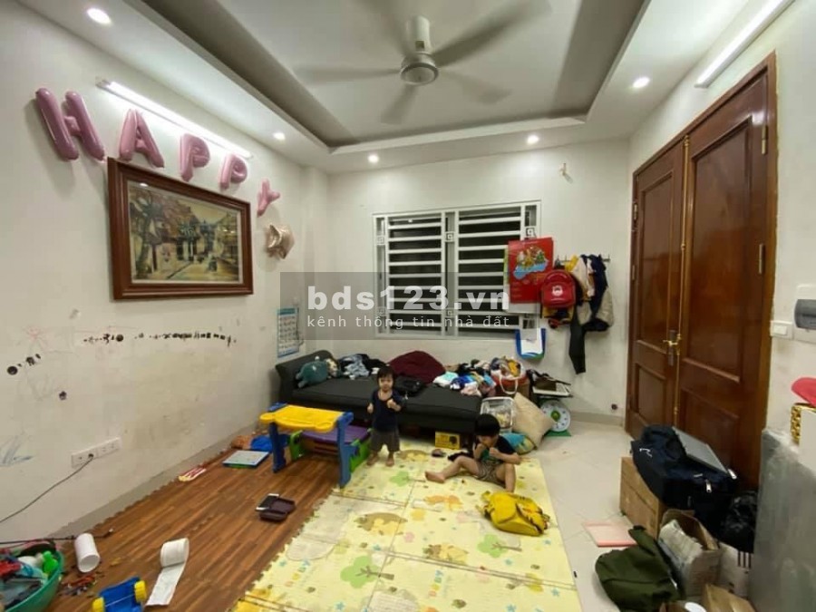 Chính chủ bán Nhà Trung kính x 37m2 chỉ 3,8t