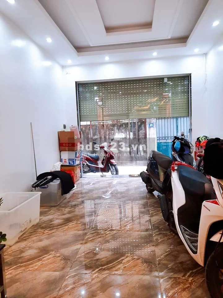 NHÀ QUÁ ĐẸP NỘI THẤT XỊN SÒ Ô TÔ VÀO NHÀ KHU VỰC VIP