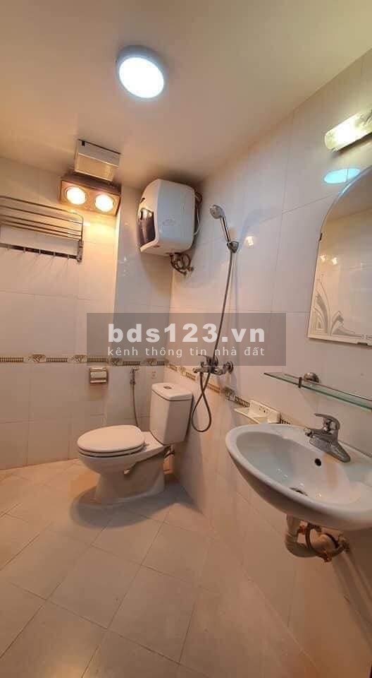 NHÀ ĐƯỜNG LÁNG ĐỐNG ĐA chính chủ cần bán gấp