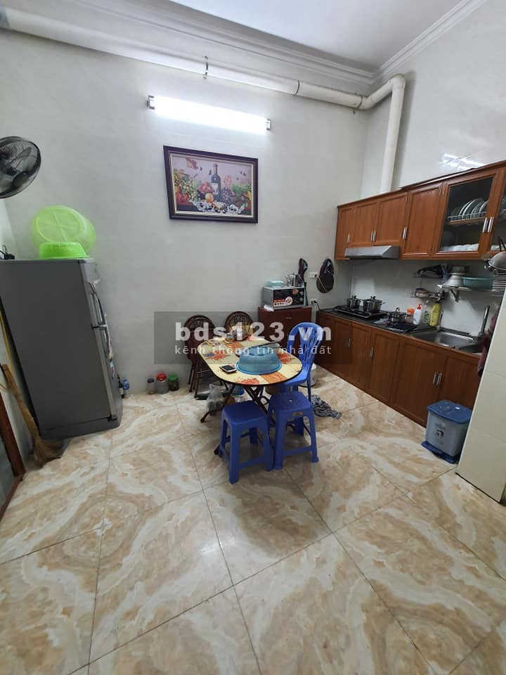 Bán nhà Đội Cấn 40m2 x 4 tầng, Lô góc, Giá nhỉnh 4 tỷ
