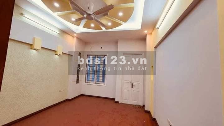 NHÀ ĐƯỜNG LÁNG ĐỐNG ĐA chính chủ cần bán gấp