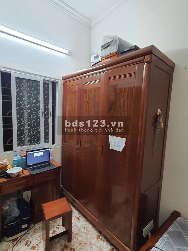 Bán nhà Đội Cấn 40m2 x 4 tầng, Lô góc, Giá nhỉnh 4 tỷ