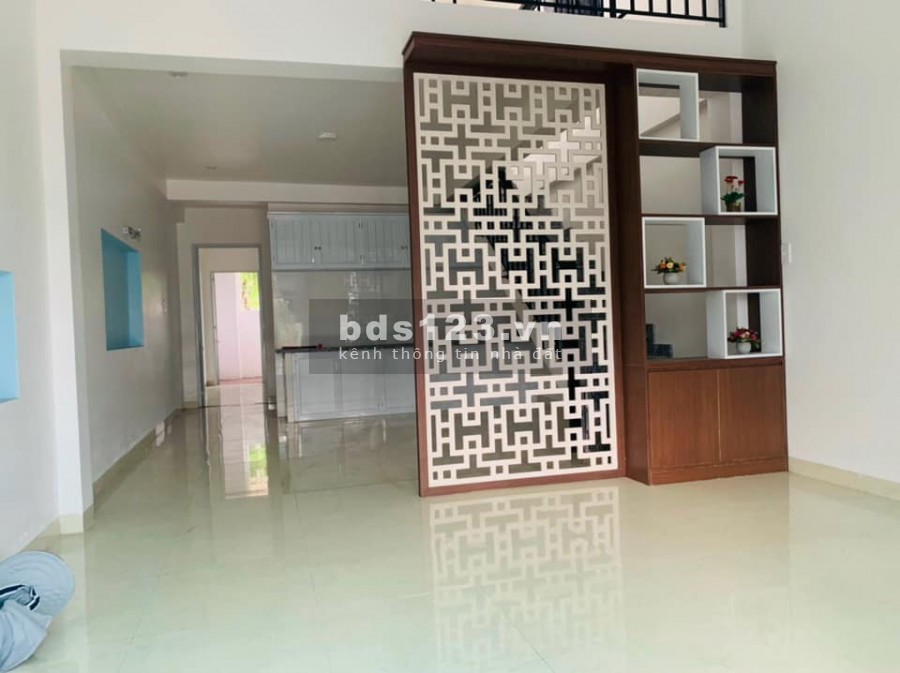 KẸT TIỀN BÁN GẤP CĂN NHÀ ĐẸP TÂM HUYẾT KIỆT OTO TAM THAI CHỈ 1.X TỶ. LH 0702_788_074