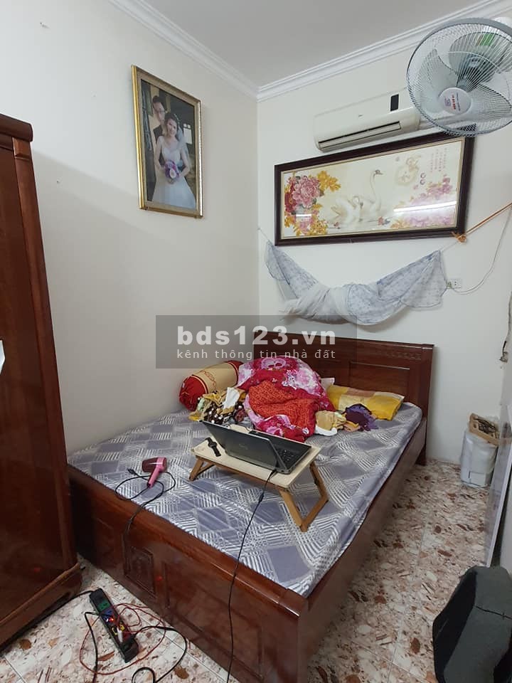 Bán nhà Đội Cấn 40m2 x 4 tầng, Lô góc, Giá nhỉnh 4 tỷ