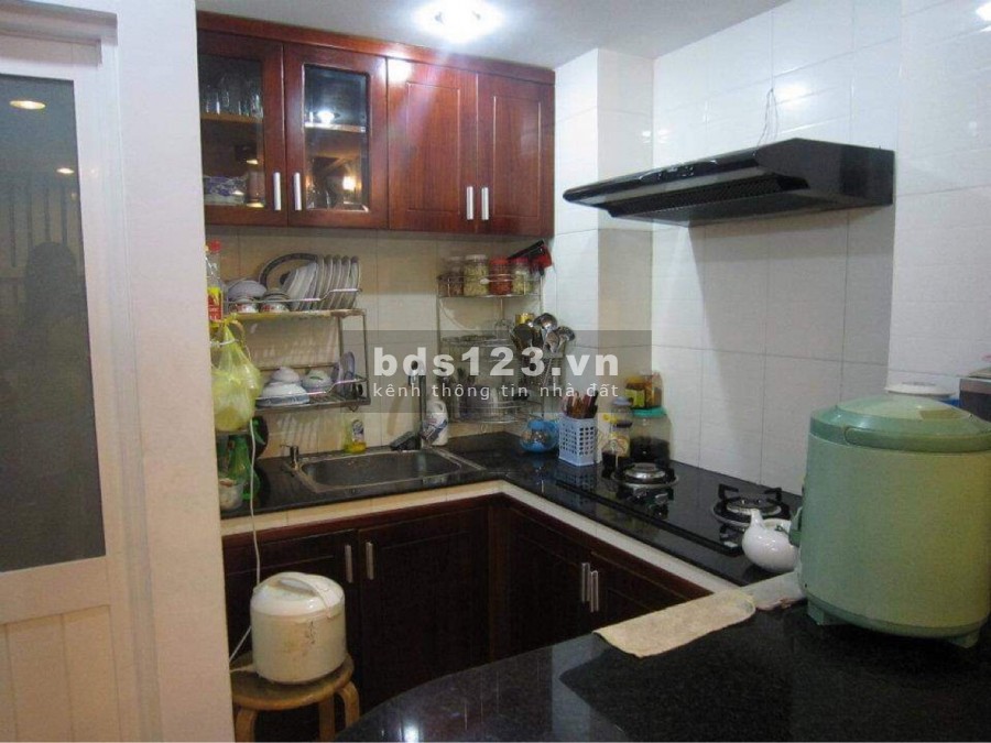 Nhà Bán Chính Chủ Q3 Cư Xá Đô Thành P4 Q3 .Sổ Đỏ Công Chứng Ngay .0908666658 Vũ.