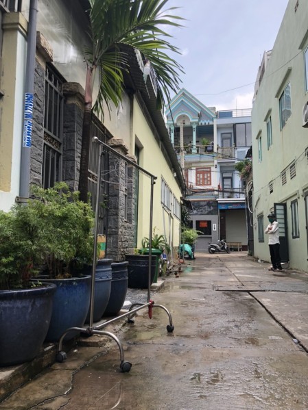 Cần tiền bán gấp nhà hẻm Nguyễn Triệu Luật, P. Tân Tạo, Quận Bình Tân.