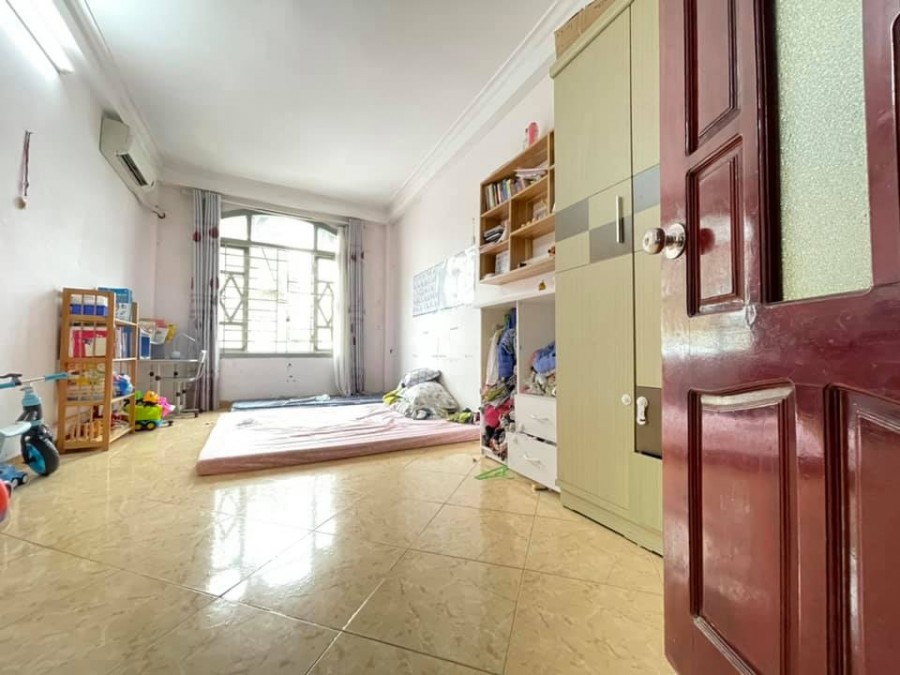 NHỎ TIỀN PHỐ TÂN MAI – 25M2 X 5 TẦNG- BÁN GẤP