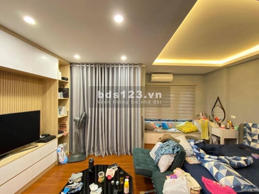 Bán nhà Cát Linh 69mx6T, phân lô, kinh doanh, ô tô, nội thất full, 8.8 tỷ